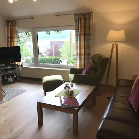 בית נופש Panoramic View Modern Retreat *